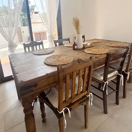 Eros Villa-private Luxury Estate ピッソウリ