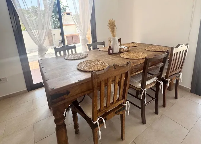 Eros Villa-private Luxury Estate 피조우리